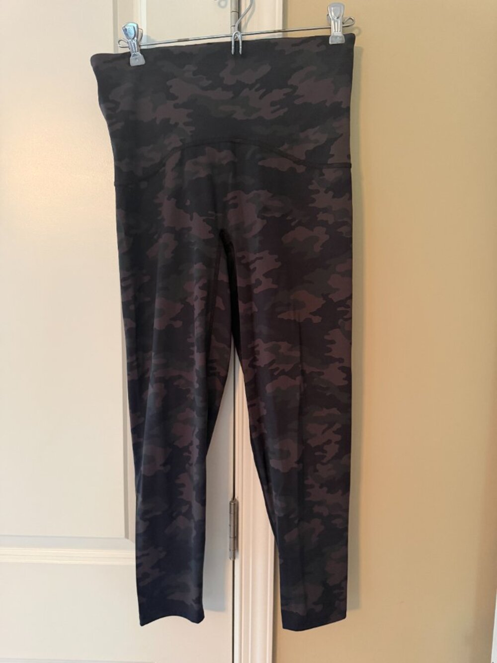 PAIR of SPANX Booty Boost Camo Leggings | High Waisted Shaping | Size LG - Picture 3 of 9